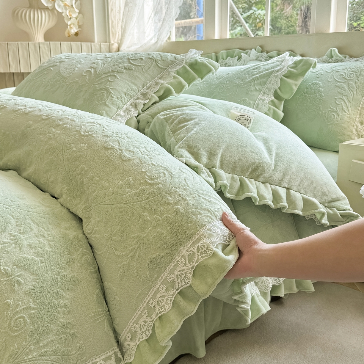 久久红 2025新款高克重牛奶绒四件套系列 浅绿