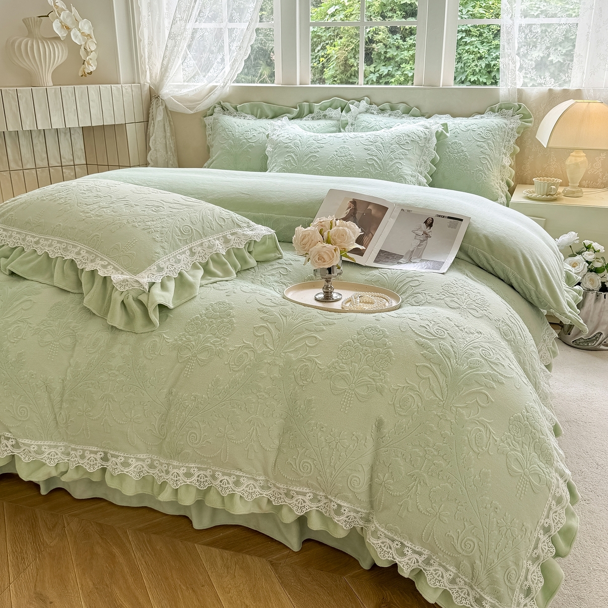 91家纺网 家纺一手货源 找家纺 久久红 2025新款高克重牛奶绒四件套系列 浅绿