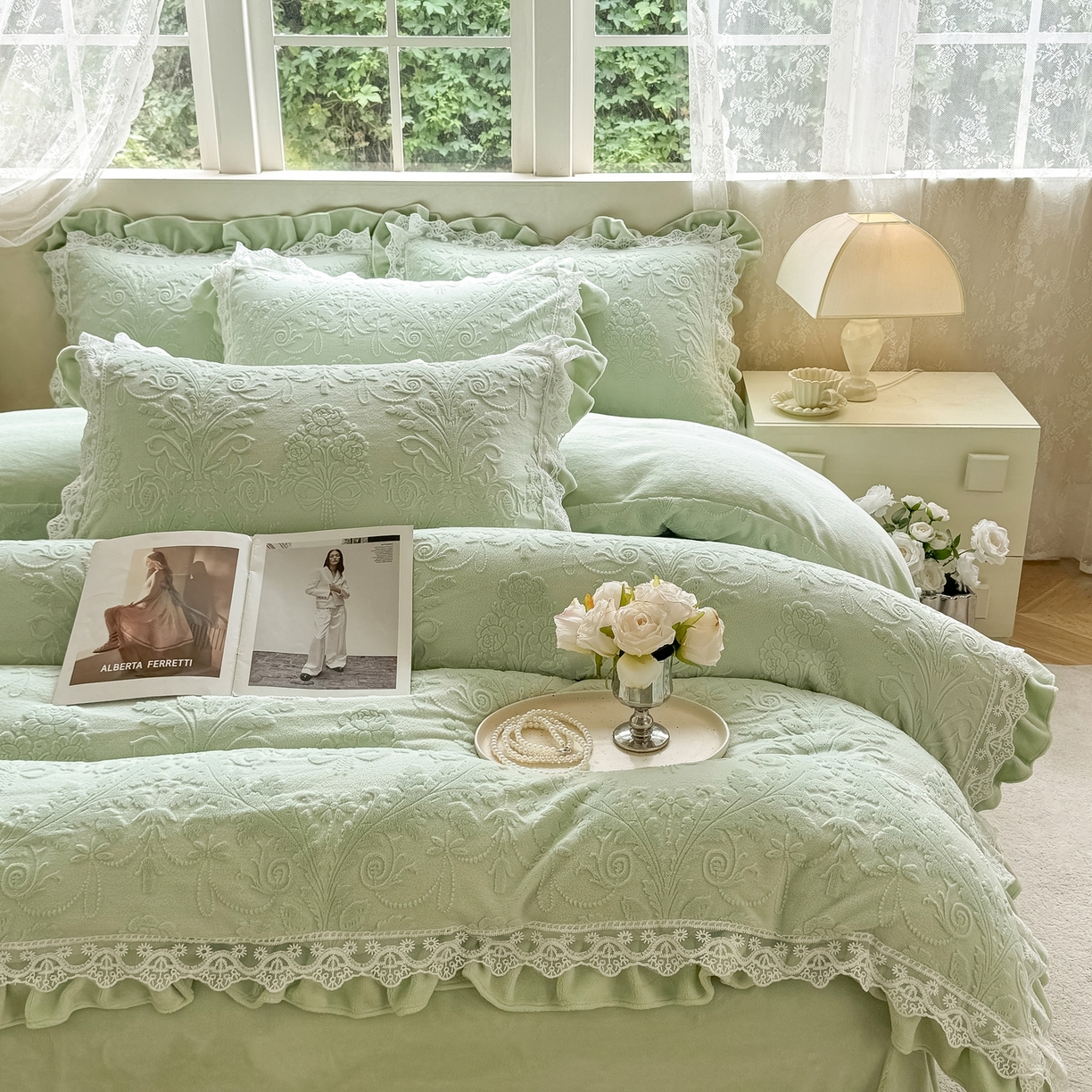 91家纺网 家纺一手货源 找家纺 久久红 2025新款高克重牛奶绒四件套系列 浅绿