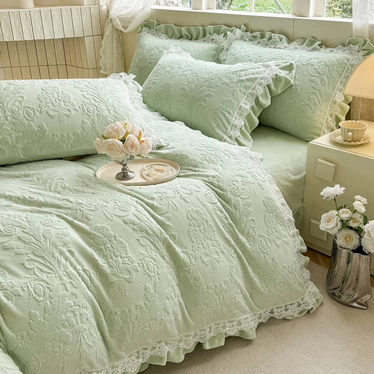 91家纺网 家纺一手货源 找家纺 久久红 2025新款高克重牛奶绒四件套系列 浅绿