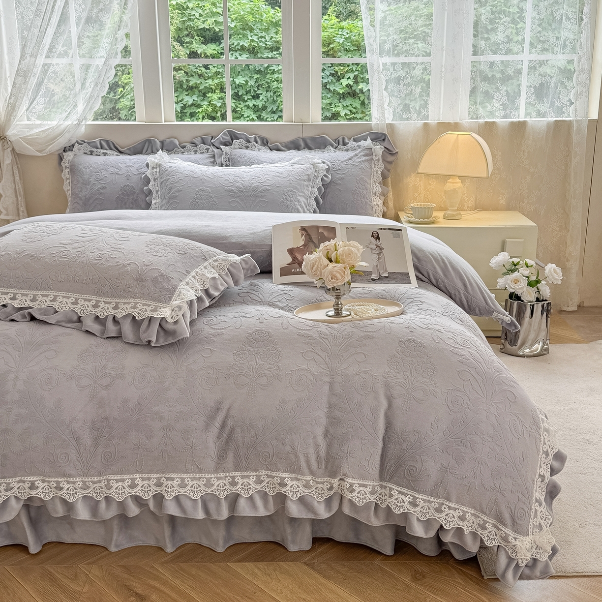 91家纺网 家纺一手货源 找家纺 久久红 2025新款高克重牛奶绒四件套系列 紫灰