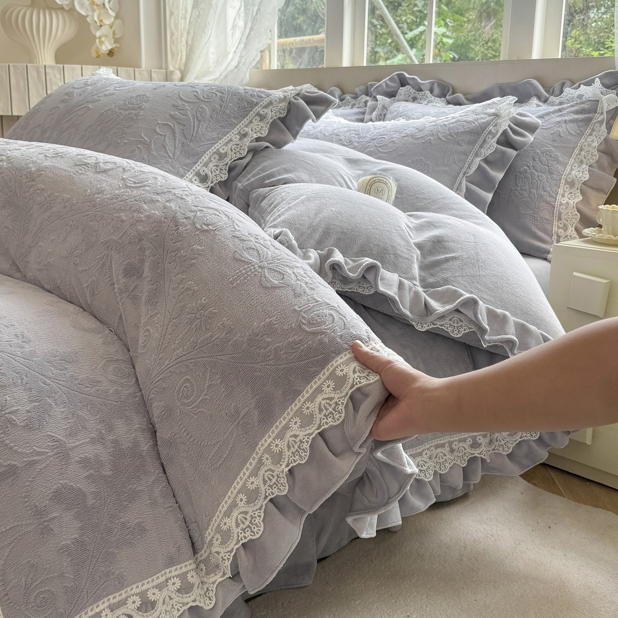 久久红 2025新款高克重牛奶绒四件套系列 紫灰