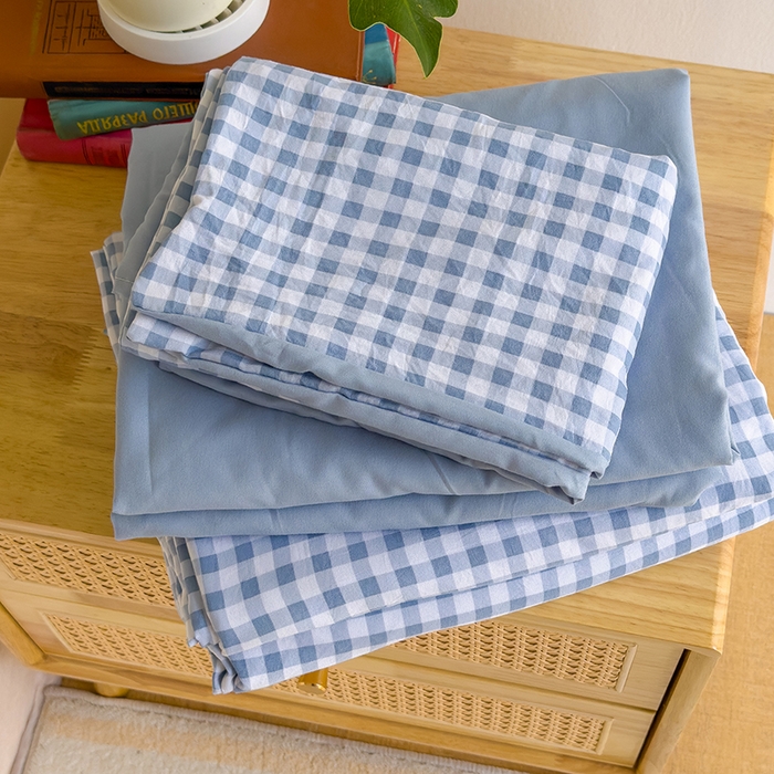 91家纺网 家纺一手货源 找家纺 桔禾家纺 2025新款无印风四件套床单床笠被套被罩纯色水洗棉学生宿舍床上三件套四件套 小蓝格