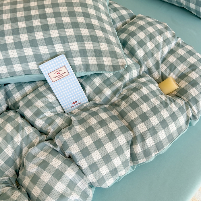 91家纺网 家纺一手货源 找家纺 桔禾家纺 2025新款无印风四件套床单床笠被套被罩纯色水洗棉学生宿舍床上三件套四件套 小绿格