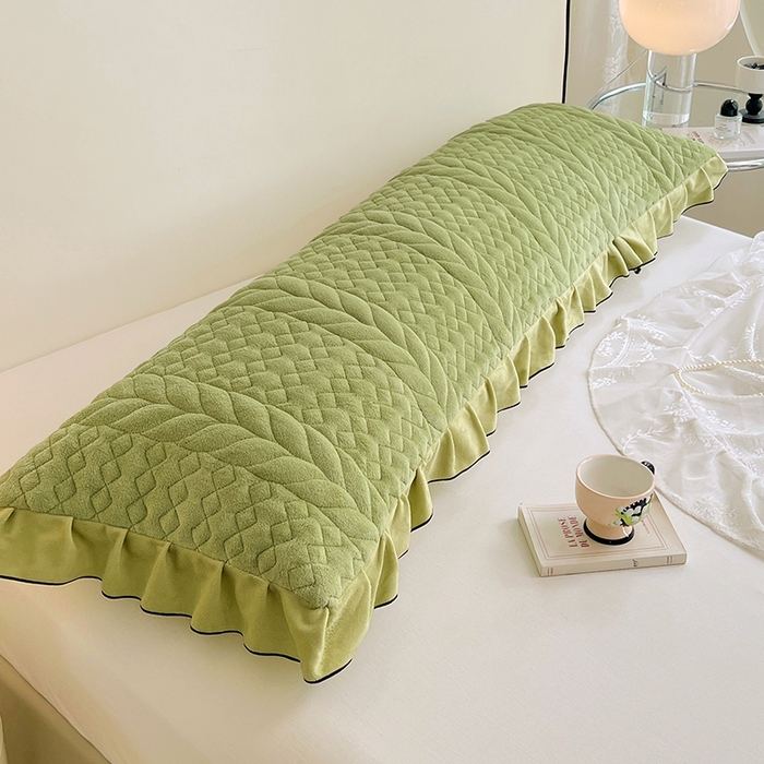 91家纺网 家纺一手货源 找家纺 圣比熊 2025新款A类牛奶绒夹棉花边枕套情侣双人加长枕芯套枕头套-轻奢 花边轻奢款-果绿