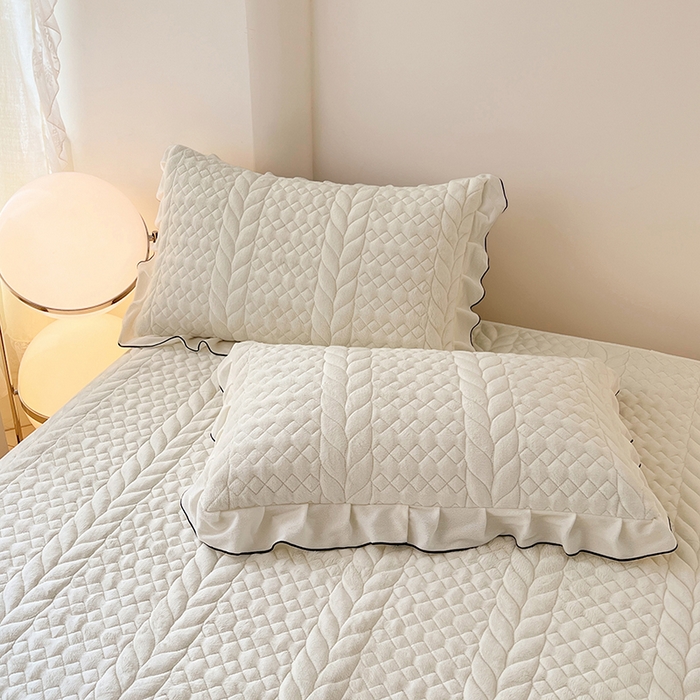 圣比熊 2025新款A类牛奶绒花边夹棉枕套单人宿舍枕芯套枕头套一对-轻奢 花边轻奢款-象牙白