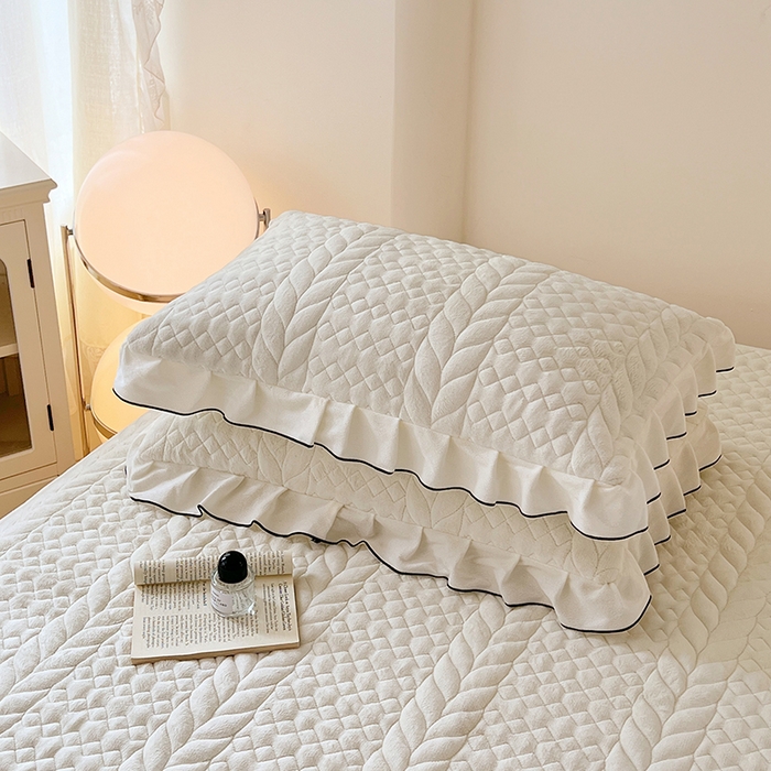 91家纺网 家纺一手货源 找家纺 圣比熊 2025新款A类牛奶绒花边夹棉枕套单人宿舍枕芯套枕头套一对-轻奢 花边轻奢款-象牙白