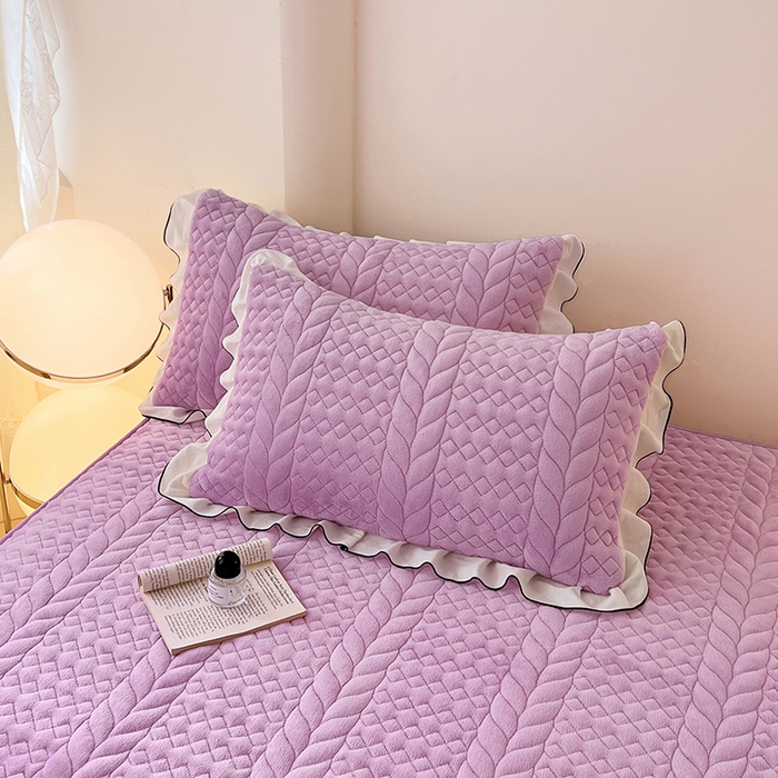 91家纺网 家纺一手货源 找家纺 圣比熊 2025新款A类牛奶绒花边夹棉枕套单人宿舍枕芯套枕头套一对-轻奢 花边轻奢款-梦幻紫