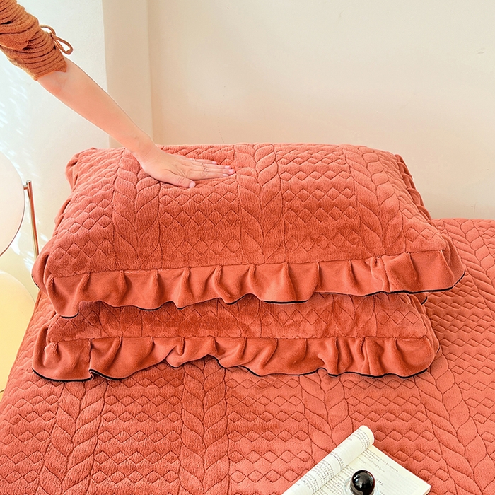 91家纺网 家纺一手货源 找家纺 （总）梦舒羽 2025新款水洗珍珠棉单件床裙双层纱床垫保护罩三件套