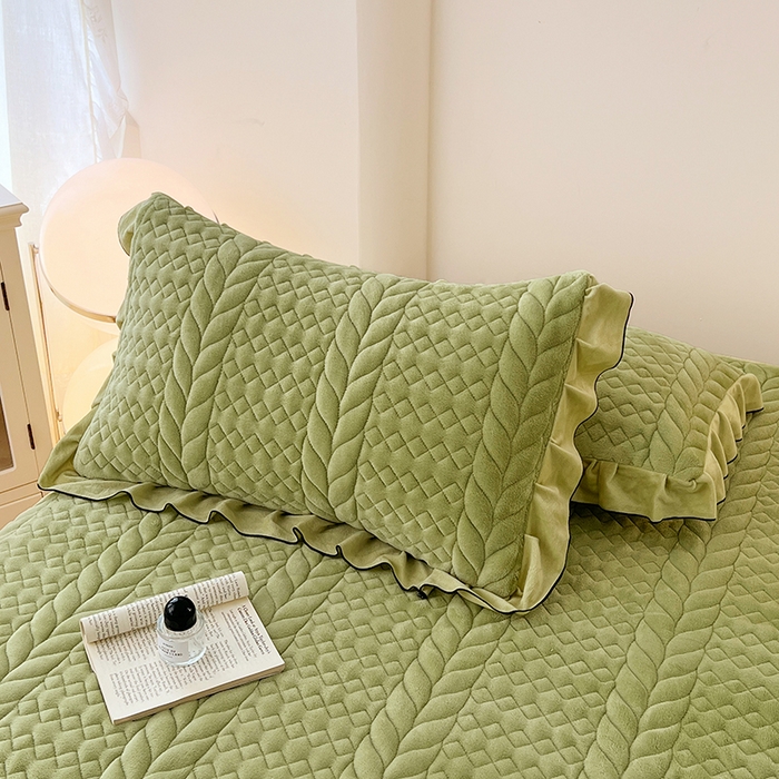 91家纺网 家纺一手货源 找家纺 梦舒羽 2025新款A类牛奶绒花边夹棉枕套单人宿舍枕芯套枕头套一对-轻奢 花边轻奢款-果绿