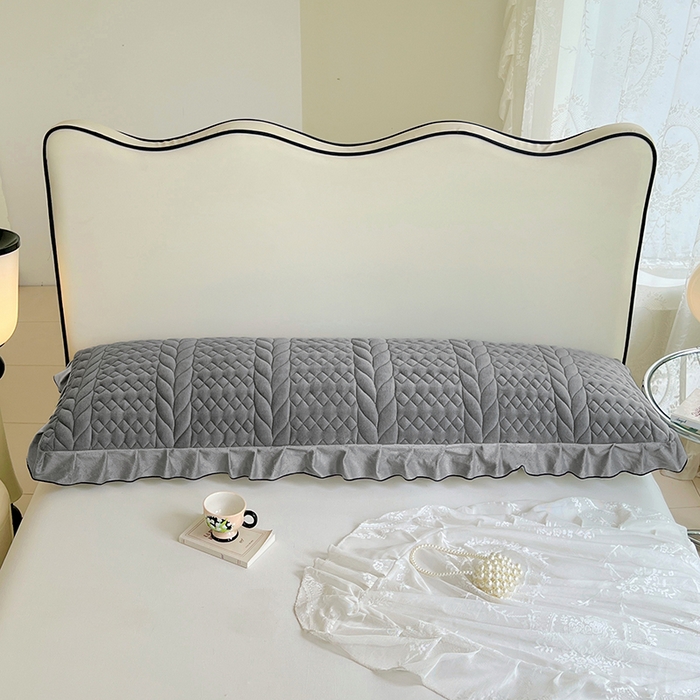 91家纺网 家纺一手货源 找家纺 梦舒羽 2025新款A类牛奶绒夹棉花边枕套情侣双人加长枕芯套枕头套-轻奢 花边轻奢款-星辰灰