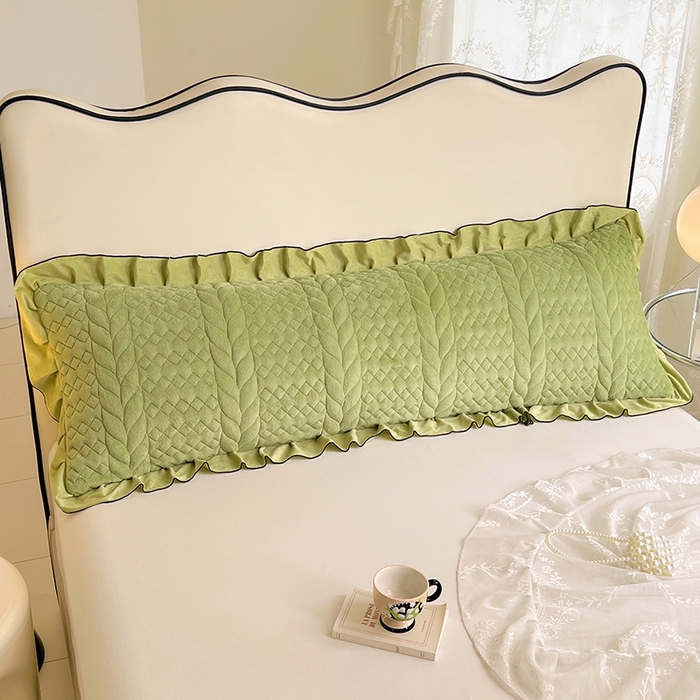 91家纺网 家纺一手货源 找家纺 梦舒羽 2025新款A类牛奶绒夹棉花边枕套情侣双人加长枕芯套枕头套-轻奢 花边轻奢款-果绿