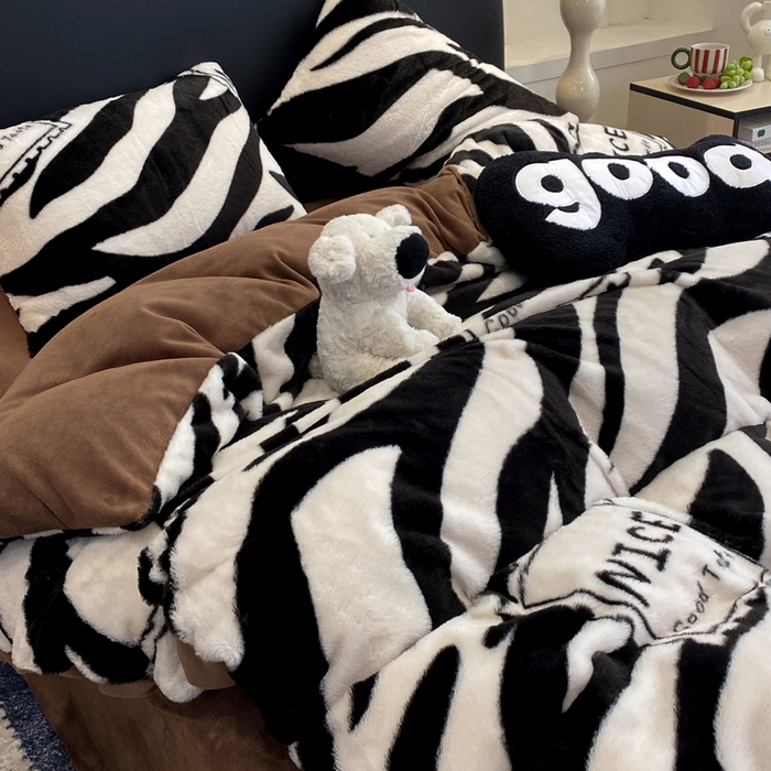 91家纺网 家纺一手货源 找家纺 蝶帕家纺 2025新款兔毛绒印花四件套 斑马纹咖