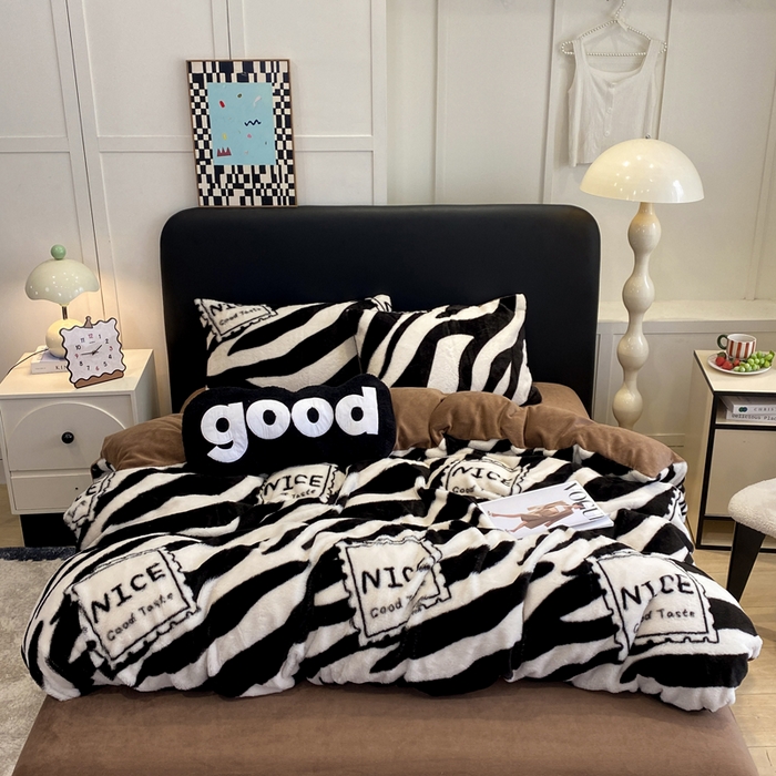 91家纺网 家纺一手货源 找家纺 蝶帕家纺 2025新款兔毛绒印花四件套 斑马纹咖