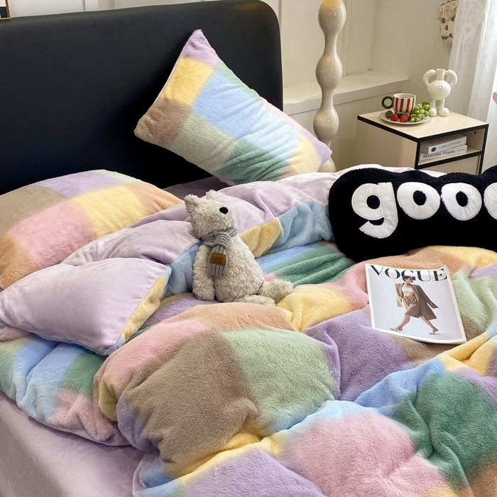 91家纺网 家纺一手货源 找家纺 蝶帕家纺 2025新款兔毛绒印花四件套 马格丽