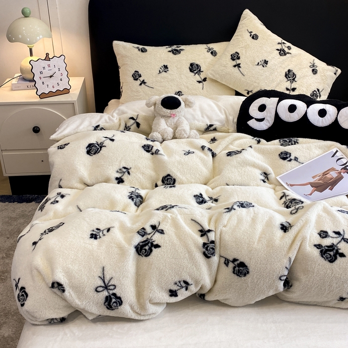 91家纺网 家纺一手货源 找家纺 蝶帕家纺 2025新款兔毛绒印花四件套 水墨玫瑰