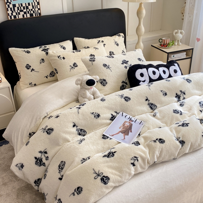 91家纺网 家纺一手货源 找家纺 蝶帕家纺 2025新款兔毛绒印花四件套 水墨玫瑰