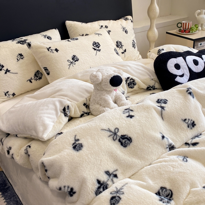 91家纺网 家纺一手货源 找家纺 蝶帕家纺 2025新款兔毛绒印花四件套 水墨玫瑰