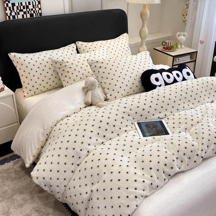 91家纺网 家纺一手货源 找家纺 蝶帕家纺 2025新款兔毛绒印花四件套 小波点