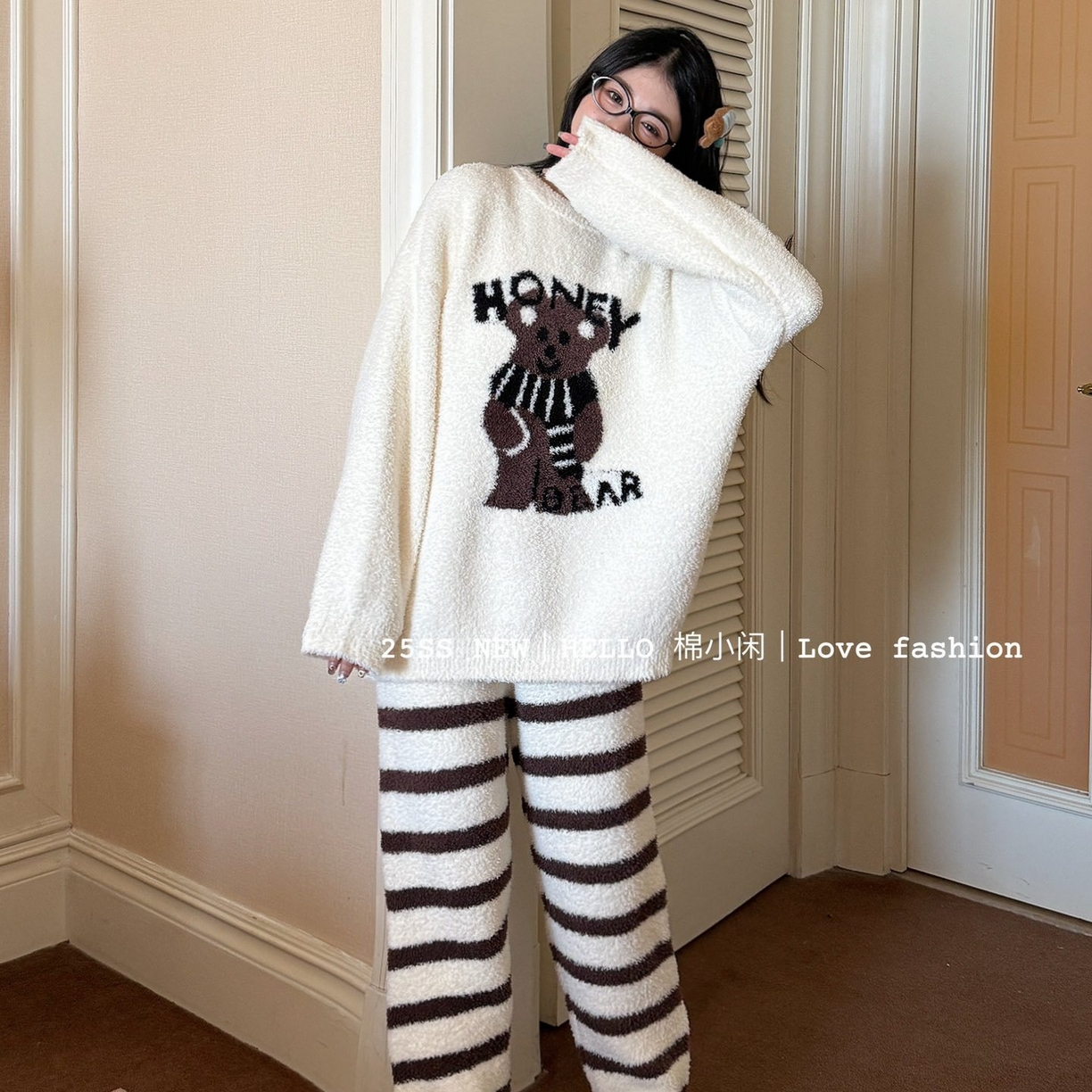 91家纺网 家纺一手货源 找家纺 （总）妍景家居生活馆 2025新款软绵绵半边绒条纹熊先生睡衣