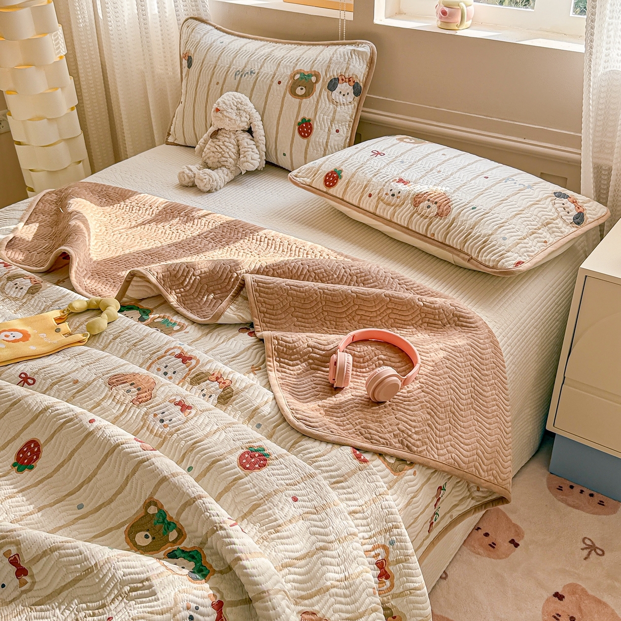 91家纺网 家纺一手货源 找家纺 布兰鸟家纺【1店】 2025新款全棉宝宝绒夹棉床盖单品床盖床盖单件（四季换面用） 达乐宝贝