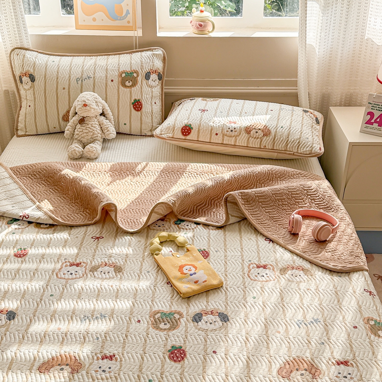 91家纺网 家纺一手货源 找家纺 （总）布兰鸟家纺【1店】 2025新款全棉宝宝绒夹棉床盖单品床盖床盖单件（四季换面用）