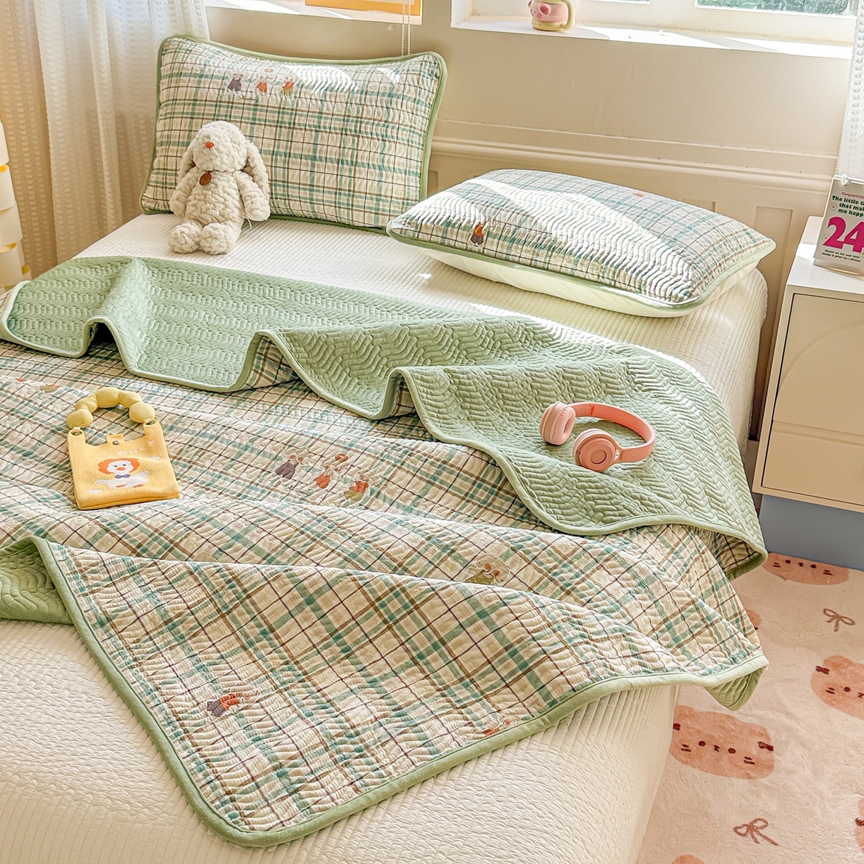 91家纺网 家纺一手货源 找家纺 布兰鸟家纺【1店】 2025新款全棉宝宝绒夹棉床盖单品床盖床盖单件（四季换面用） 格彩小象