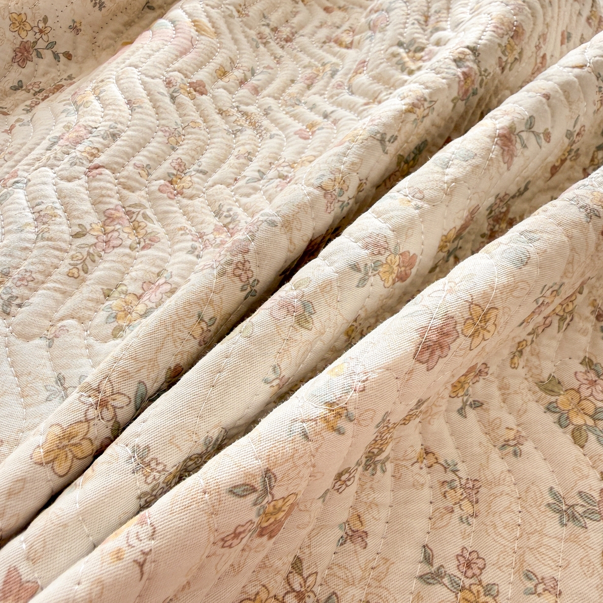 91家纺网 家纺一手货源 找家纺 布兰鸟家纺【1店】 2025新款全棉宝宝绒夹棉床盖单品床盖床盖单件（四季换面用） 鲜花小马