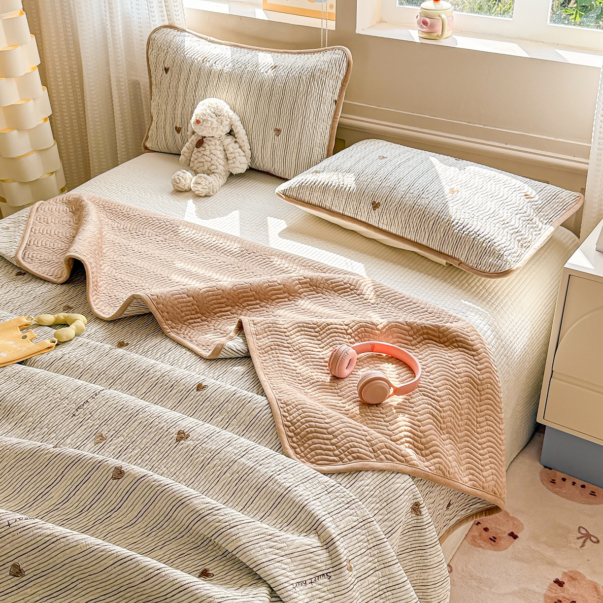 91家纺网 家纺一手货源 找家纺 布兰鸟家纺【1店】 2025新款全棉宝宝绒夹棉床盖单品床盖床盖单件（四季换面用） 心动时刻