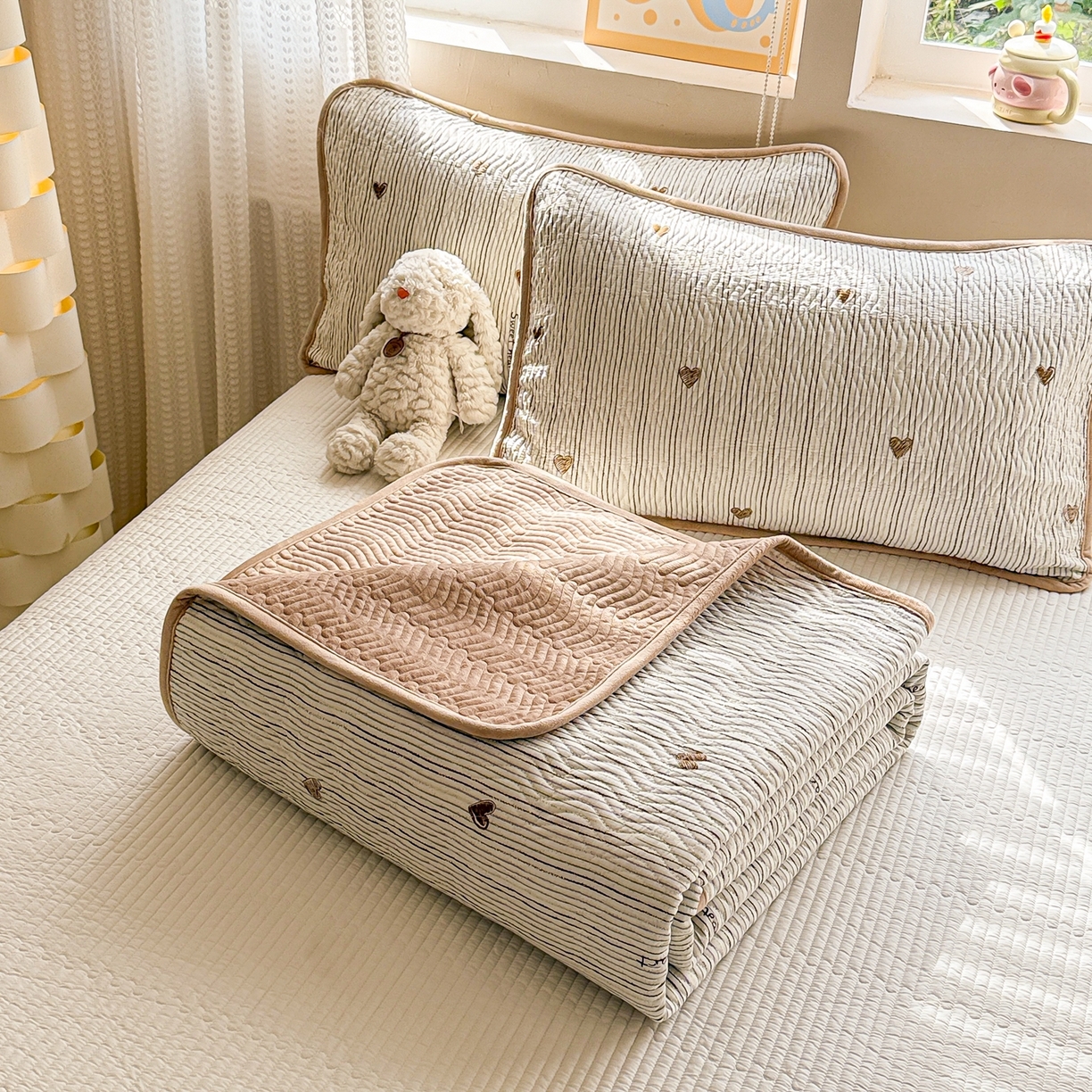 91家纺网 家纺一手货源 找家纺 布兰鸟家纺【1店】 2025新款全棉宝宝绒夹棉床盖单品床盖床盖单件（四季换面用） 心动时刻