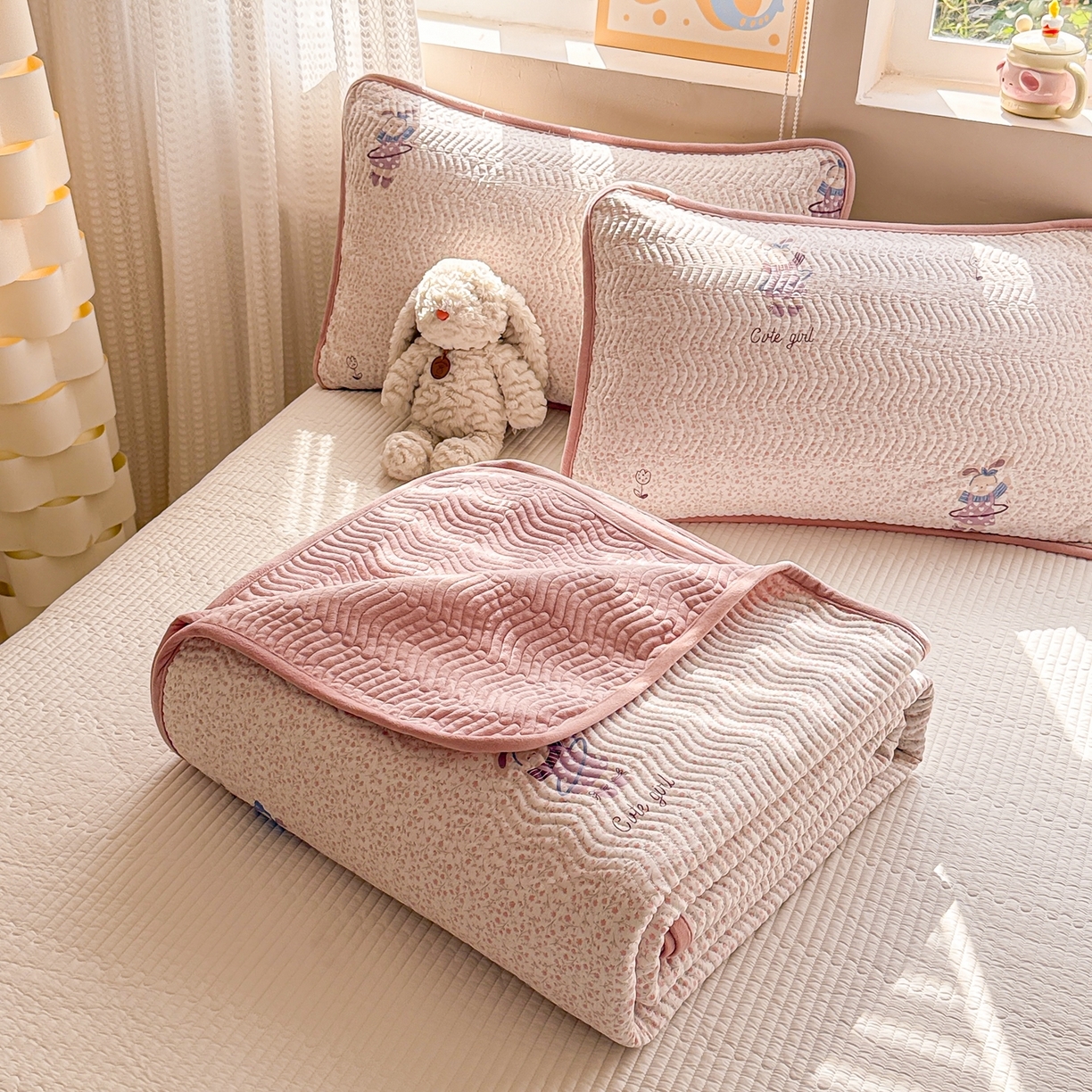 91家纺网 家纺一手货源 找家纺 布兰鸟家纺【1店】 2025新款全棉宝宝绒夹棉床盖单品床盖床盖单件（四季换面用） 美吉宠宝