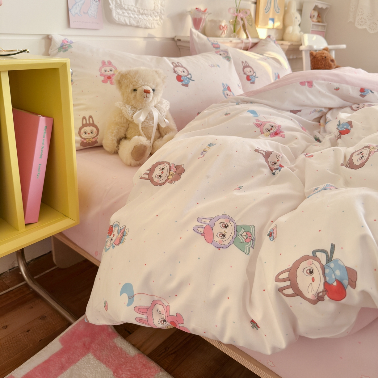 91家纺网 家纺一手货源 找家纺 海岛哥哥 2025新款高克重双层纱糯糯绵印花四件套-萌花系列 萌花系列-娃娃家族