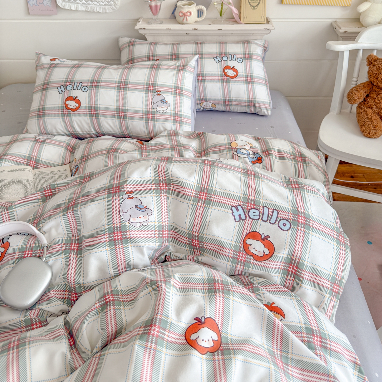 91家纺网 家纺一手货源 找家纺 海岛哥哥 2025新款高克重双层纱糯糯绵印花四件套-萌花系列 萌花系列-复古绿格狗