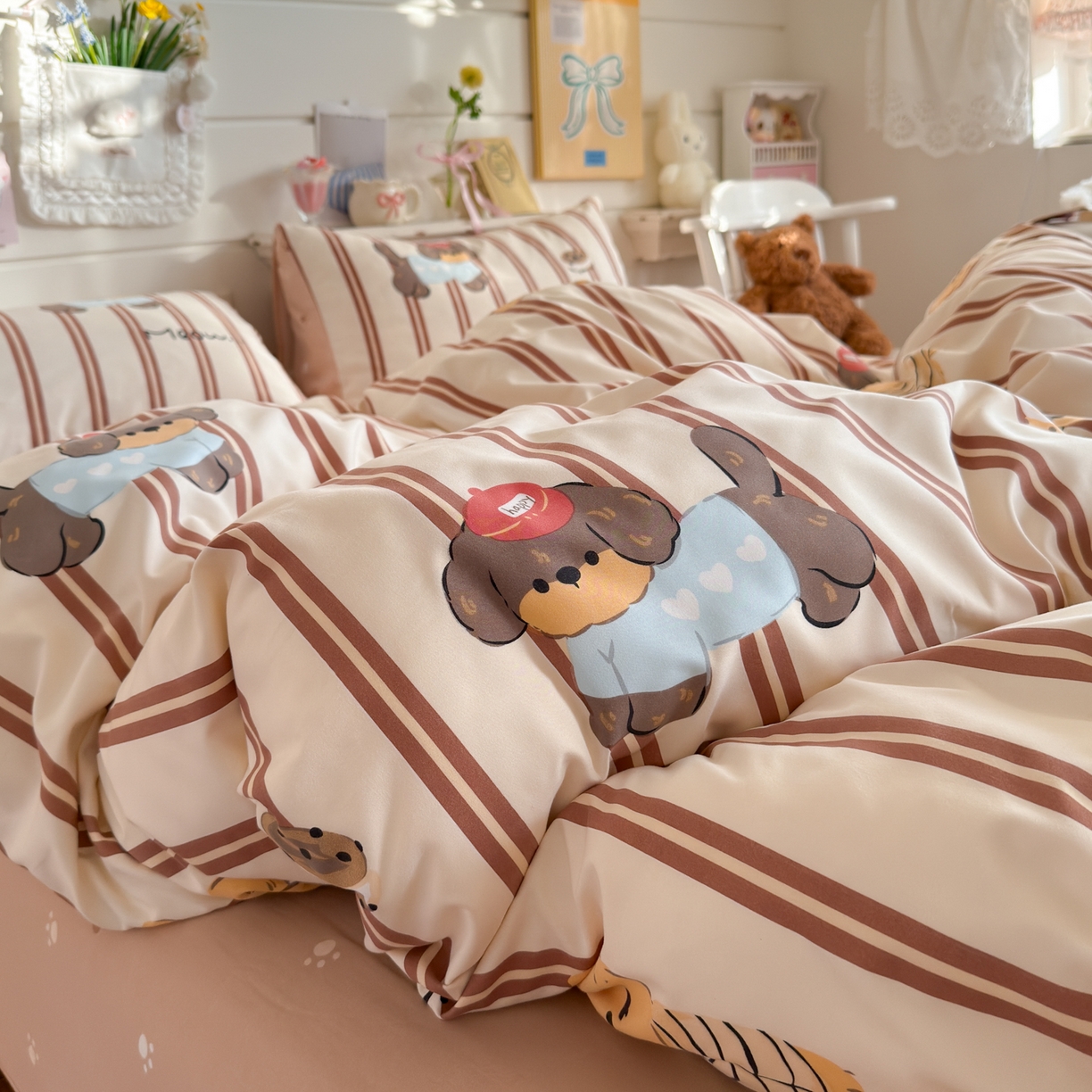 91家纺网 家纺一手货源 找家纺 海岛哥哥 2025新款高克重双层纱糯糯绵印花四件套-萌花系列 萌花系列-巧克力犬