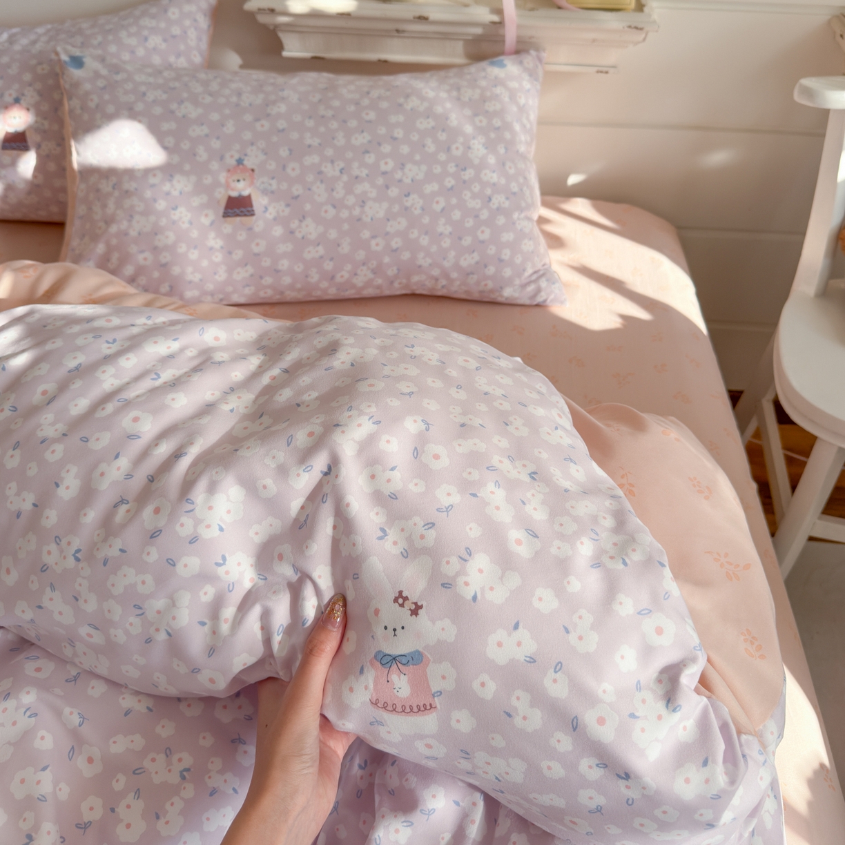 91家纺网 家纺一手货源 找家纺 海岛哥哥 2025新款高克重双层纱糯糯绵印花四件套-萌花系列 萌花系列-兔软软紫