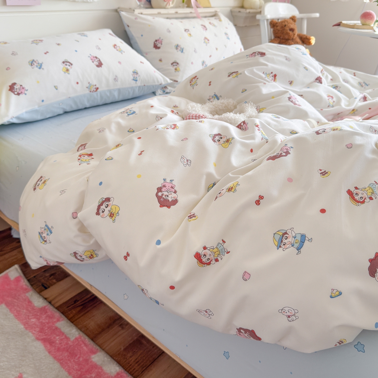 91家纺网 家纺一手货源 找家纺 海岛哥哥 2025新款高克重双层纱糯糯绵印花四件套-萌花系列 萌花系列-小新的好友