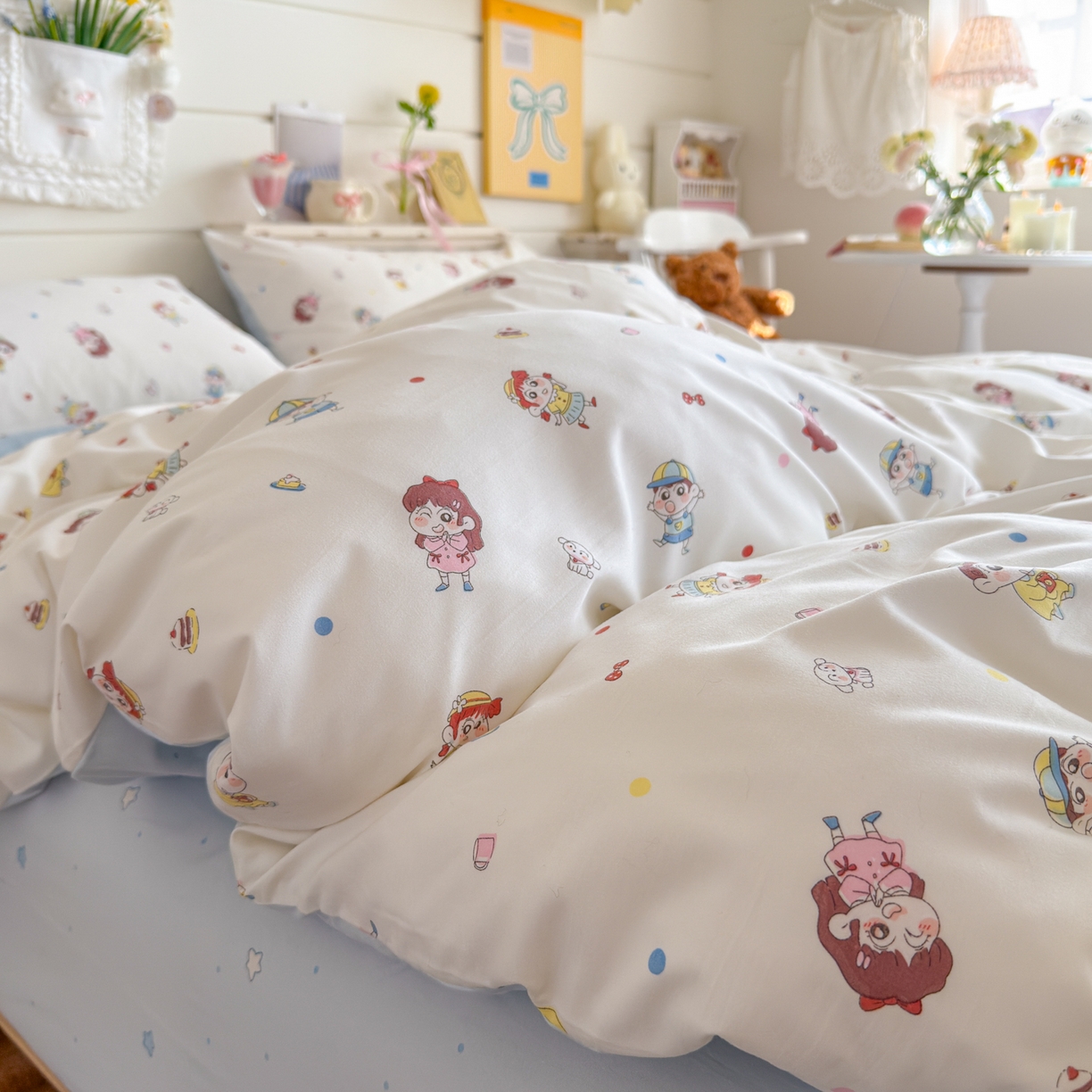 91家纺网 家纺一手货源 找家纺 海岛哥哥 2025新款高克重双层纱糯糯绵印花四件套-萌花系列 萌花系列-小新的好友