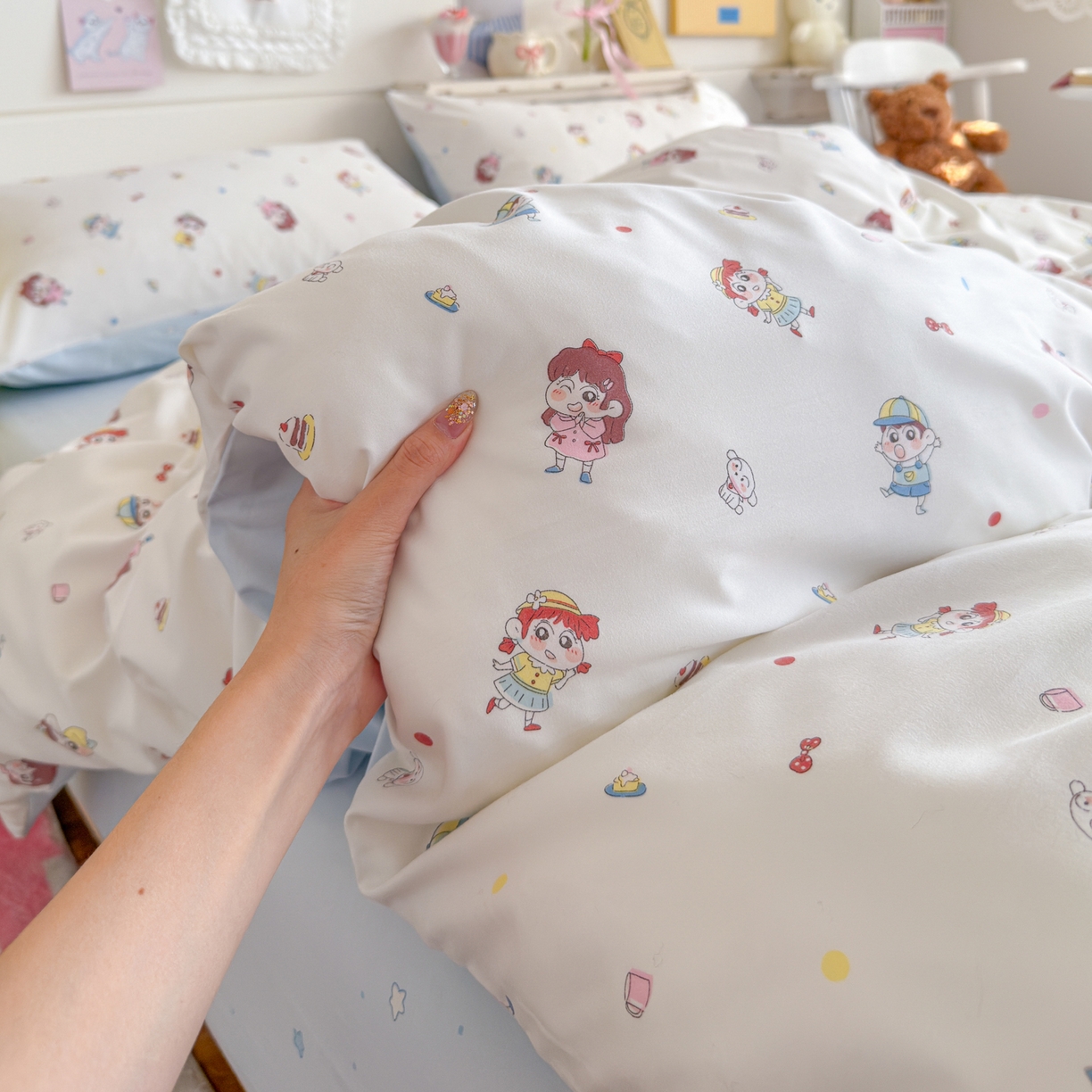 91家纺网 家纺一手货源 找家纺 海岛哥哥 2025新款高克重双层纱糯糯绵印花四件套-萌花系列 萌花系列-小新的好友