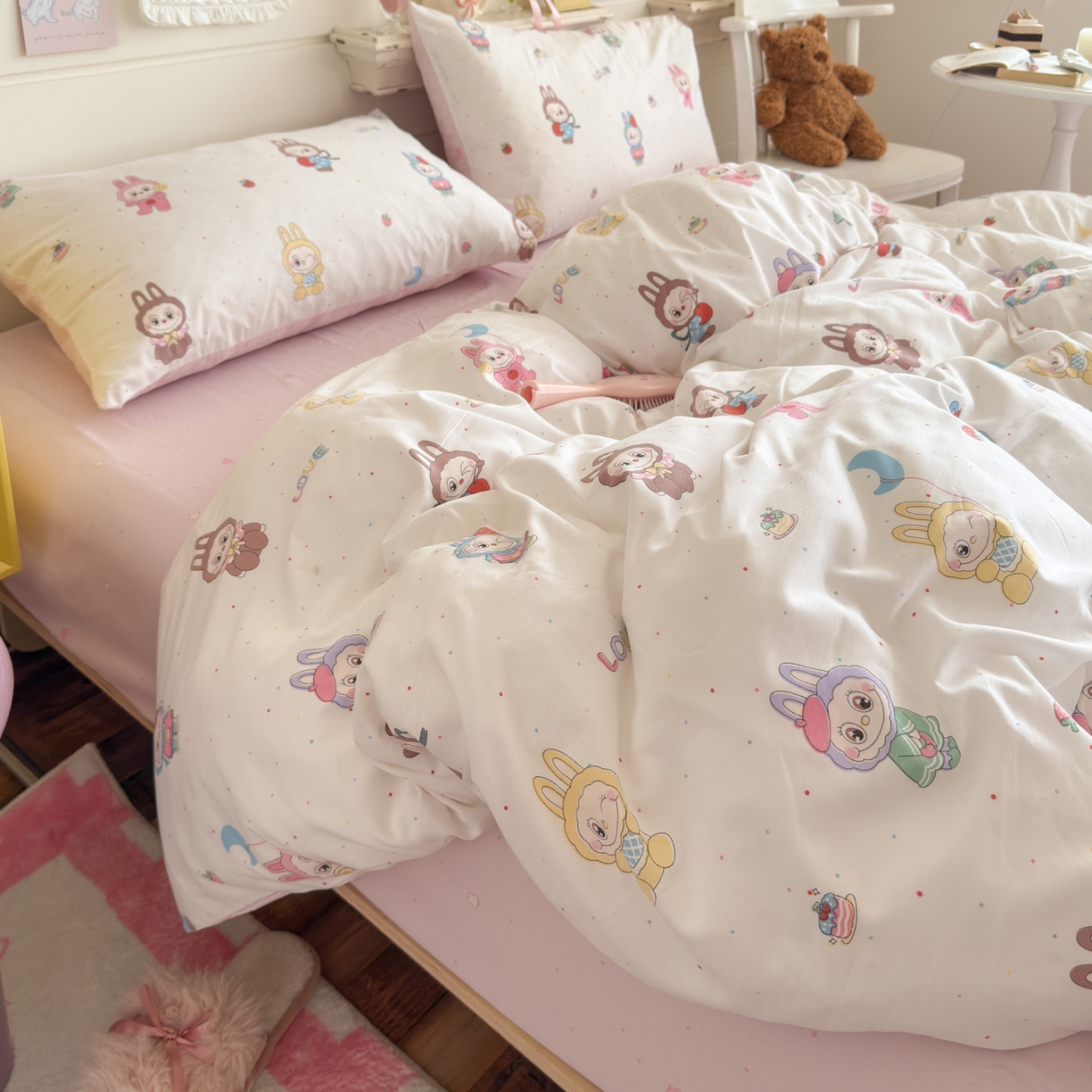 91家纺网 家纺一手货源 找家纺 （总）港岛妹妹 2025新款高克重双层纱糯糯绵印花四件套-萌花系列