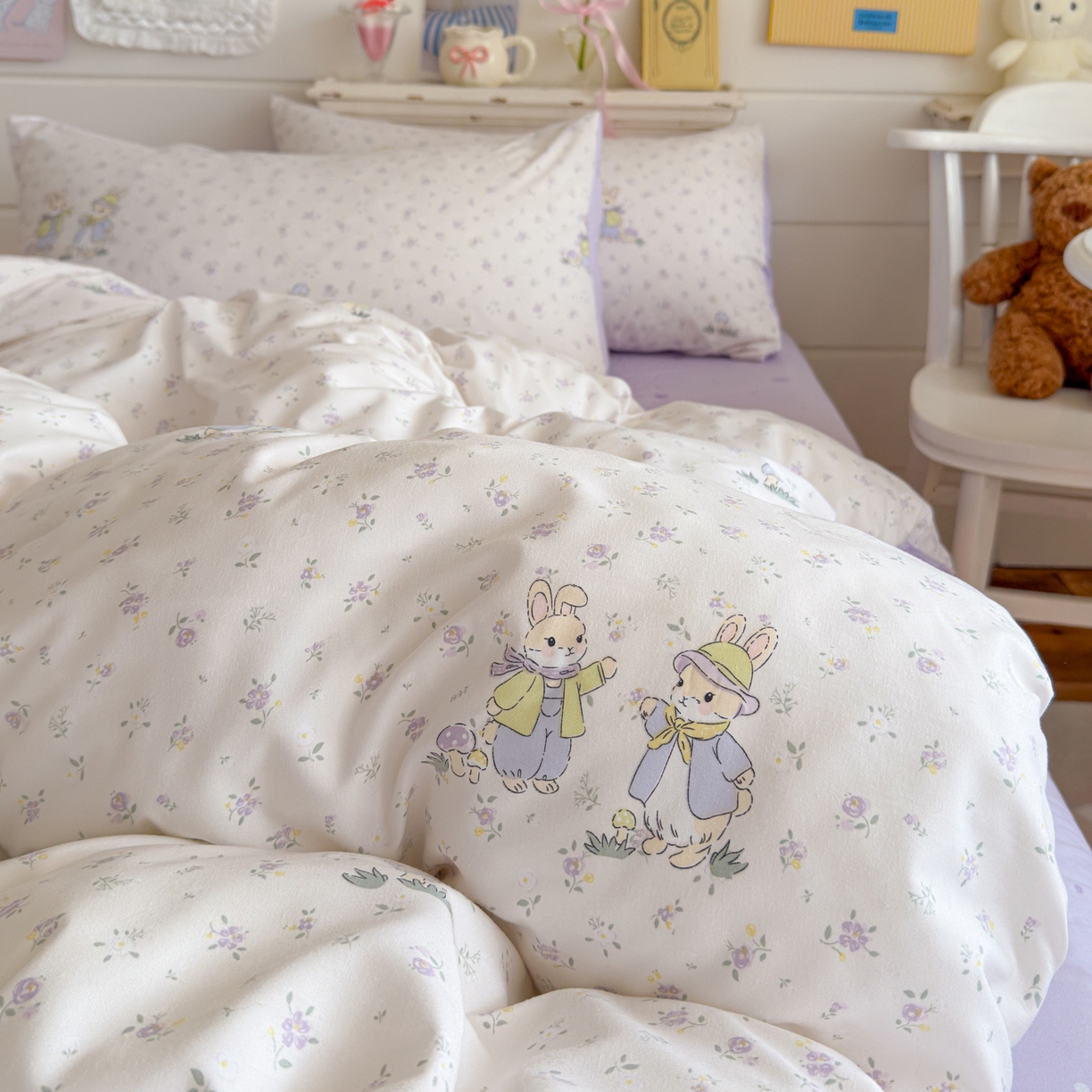 91家纺网 家纺一手货源 找家纺 港岛妹妹 2025新款高克重双层纱糯糯绵印花四件套-萌花系列 萌花系列-兔子花园米