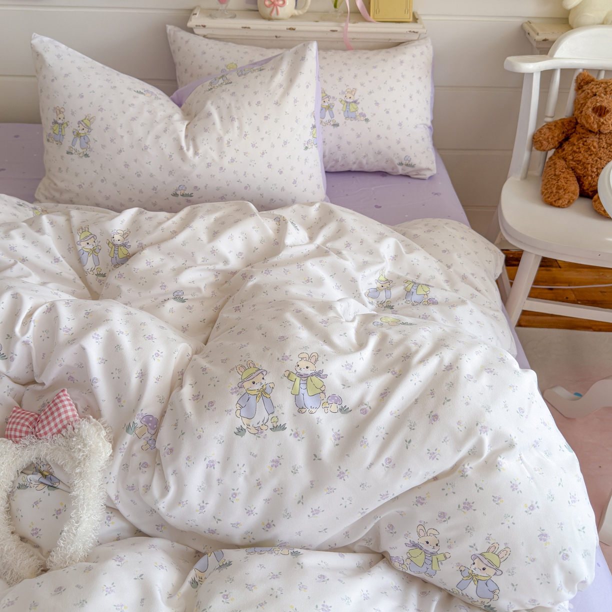 91家纺网 家纺一手货源 找家纺 港岛妹妹 2025新款高克重双层纱糯糯绵印花四件套-萌花系列 萌花系列-兔子花园米