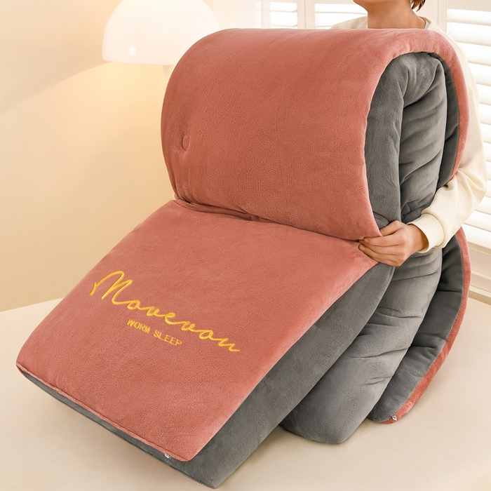 91家纺网 家纺一手货源 找家纺 （总）金柚子家纺 2025新款牛奶绒刺绣冬被