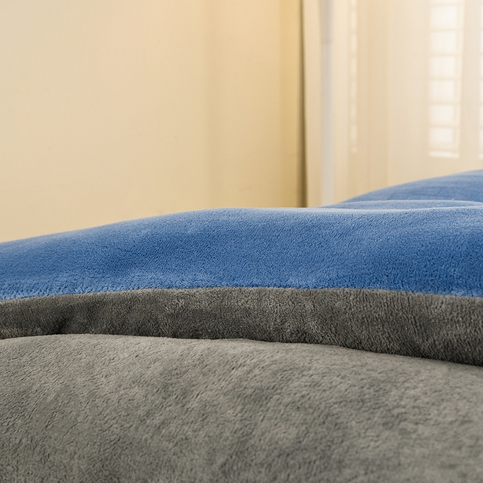 91家纺网 家纺一手货源 找家纺 金柚子家纺 2025新款牛奶绒刺绣冬被 藏青