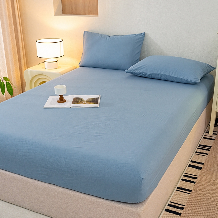 91家纺网 家纺一手货源 找家纺 桔禾家纺 2025新款水洗皱皱云感棉纯色床笠 宾利蓝