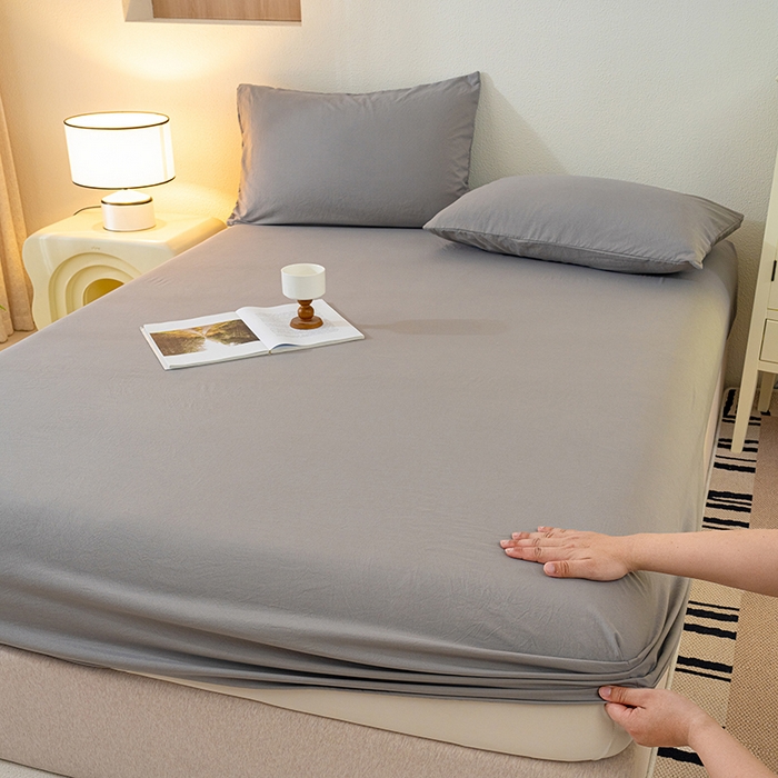 91家纺网 家纺一手货源 找家纺 桔禾家纺 2025新款水洗皱皱云感棉纯色床笠 高级灰