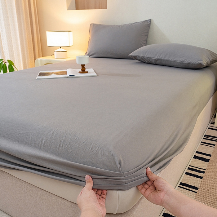 91家纺网 家纺一手货源 找家纺 桔禾家纺 2025新款水洗皱皱云感棉纯色床笠 高级灰