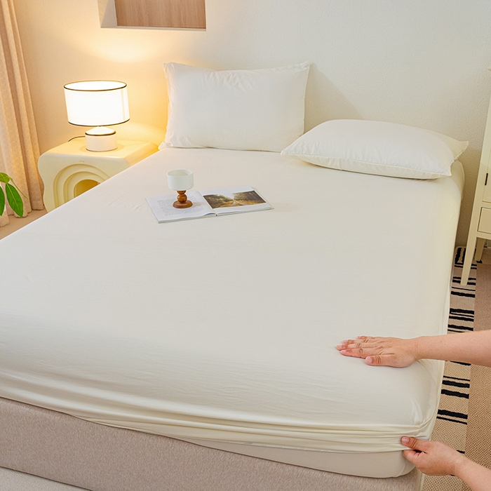 91家纺网 家纺一手货源 找家纺 桔禾家纺 2025新款水洗皱皱云感棉纯色床笠 奶油白