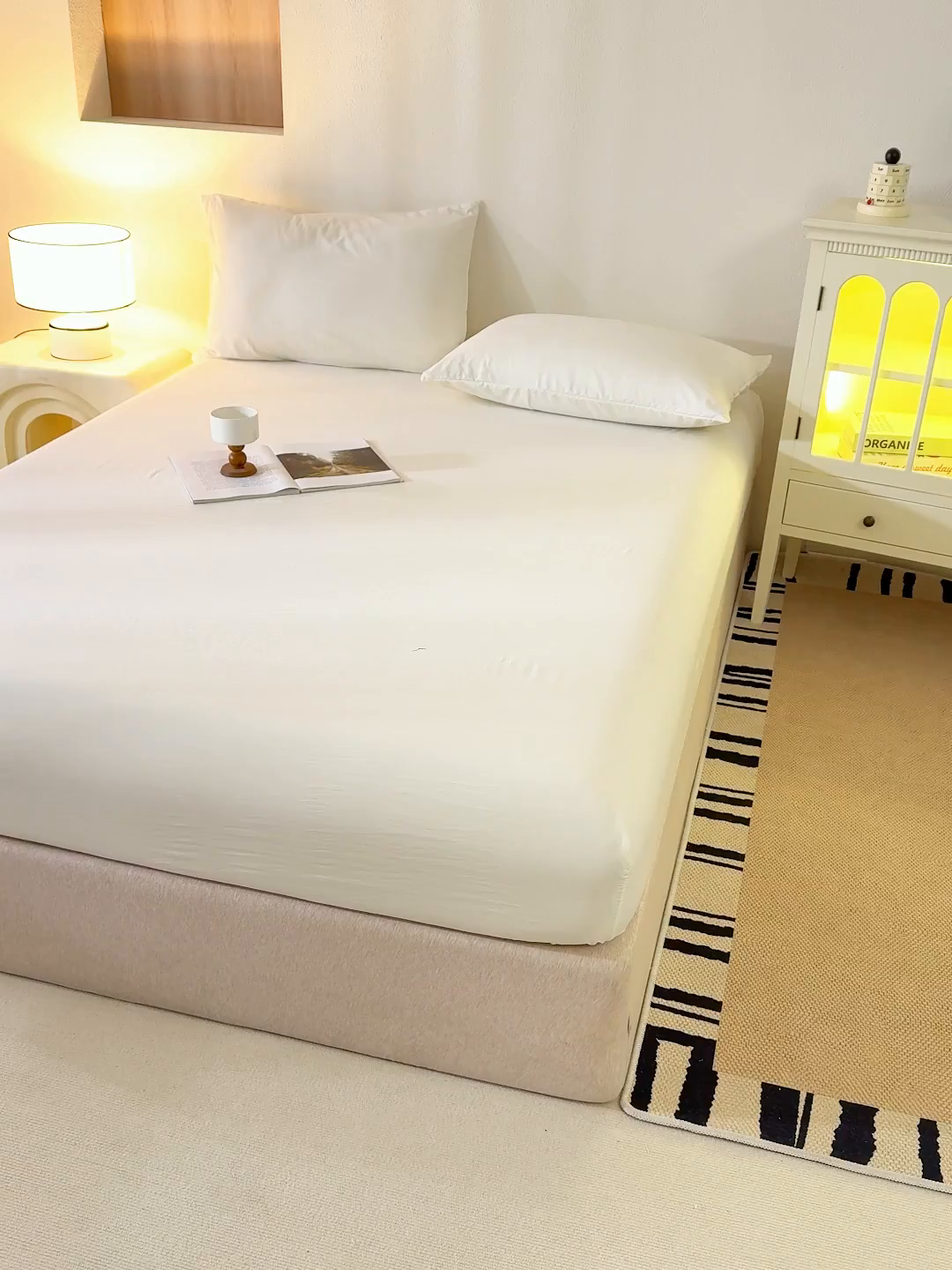 91家纺网 家纺一手货源 找家纺 桔禾家纺 2025新款水洗皱皱云感棉纯色床笠 奶油白