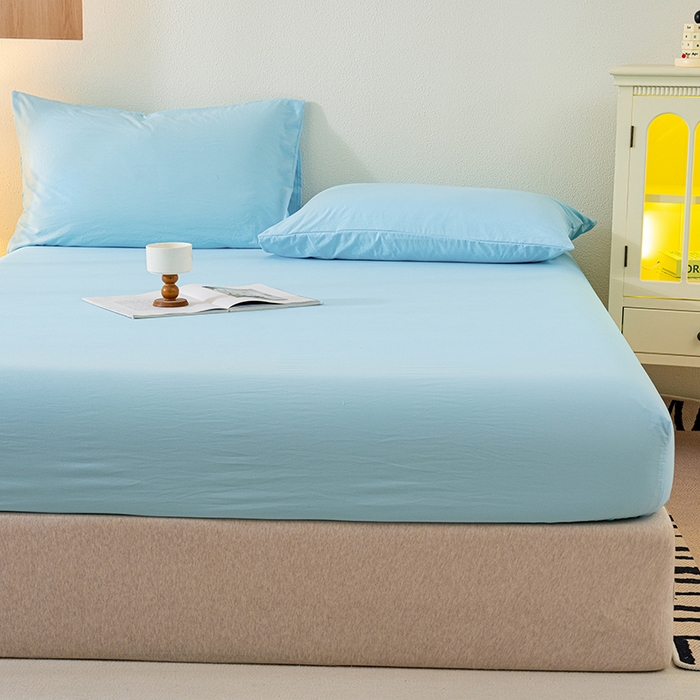 91家纺网 家纺一手货源 找家纺 桔禾家纺 2025新款水洗皱皱云感棉纯色床笠 晴空蓝