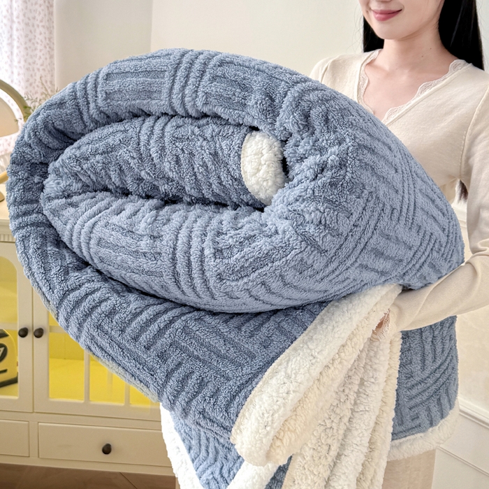 默忆 2025新款塔芙绒提花毛毯 蓝灰色